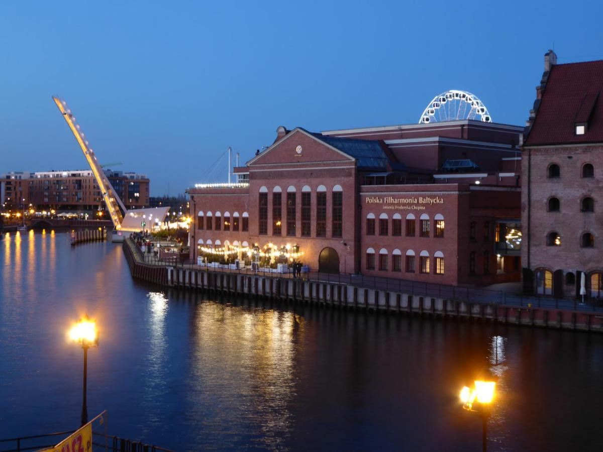 Magical River View By Downtown Apartments Gdansk Ngoại thất bức ảnh