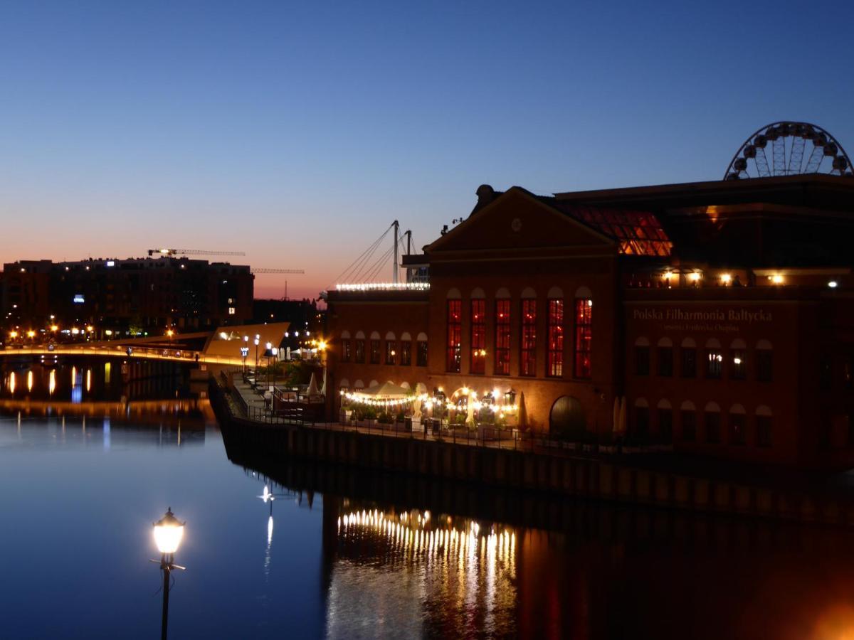 Magical River View By Downtown Apartments Gdansk Ngoại thất bức ảnh
