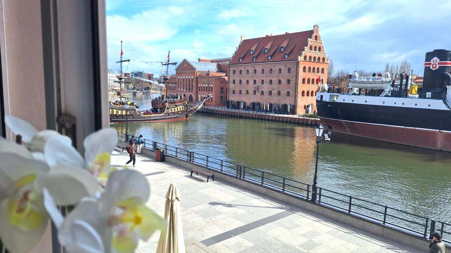 Magical River View By Downtown Apartments Gdansk Ngoại thất bức ảnh